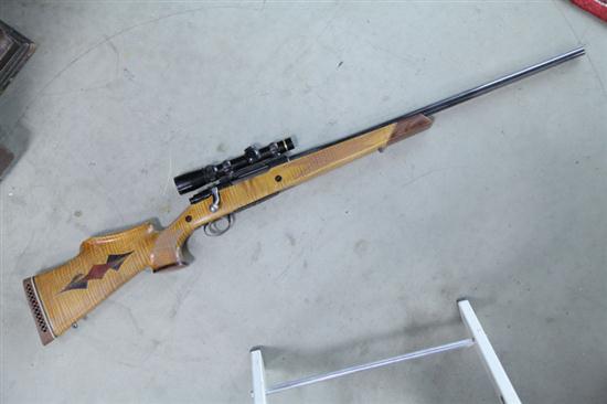 *BOLT ACTION RIFLE. Firearms Int.