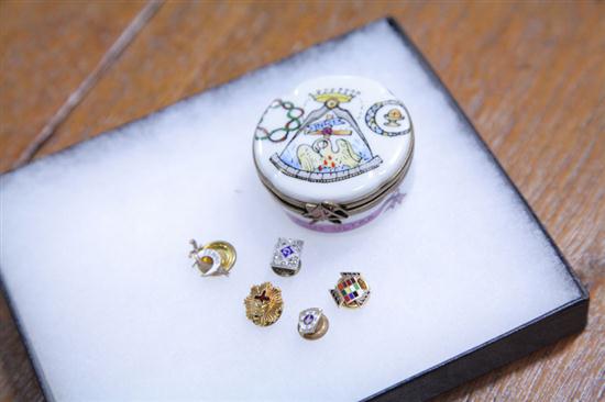 FIVE MASONIC PINS AND A LIMOGES BOX.