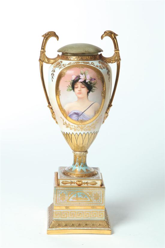 ROYAL VIENNA HAND PAINTED URN  12356e