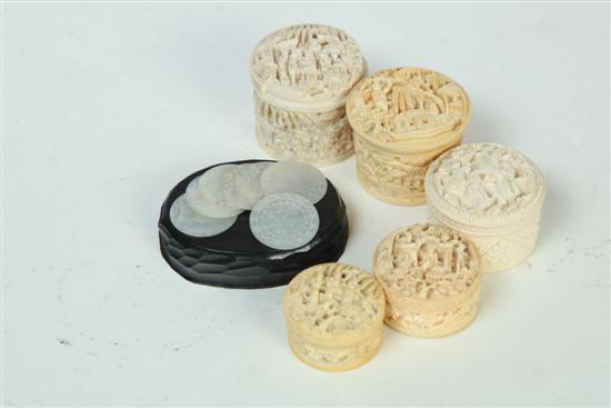 FIVE IVORY BOXES Asian late 123568