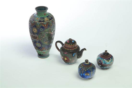 FOUR PIECES OF CLOISONNE.  Japan  early