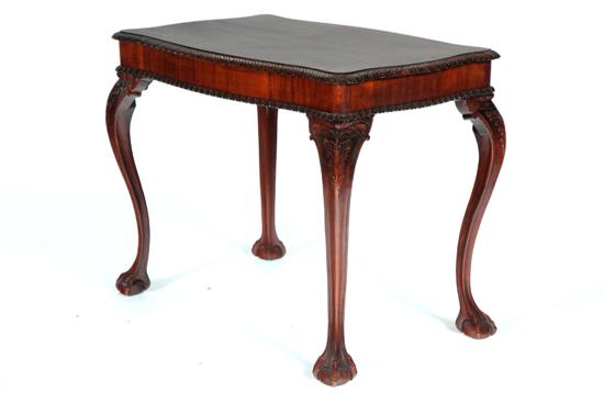 CHIPPENDALE STYLE TABLE American 12363f