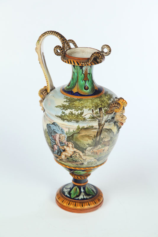 RICHARD GINORI MAJOLICA URN Italy 12369d