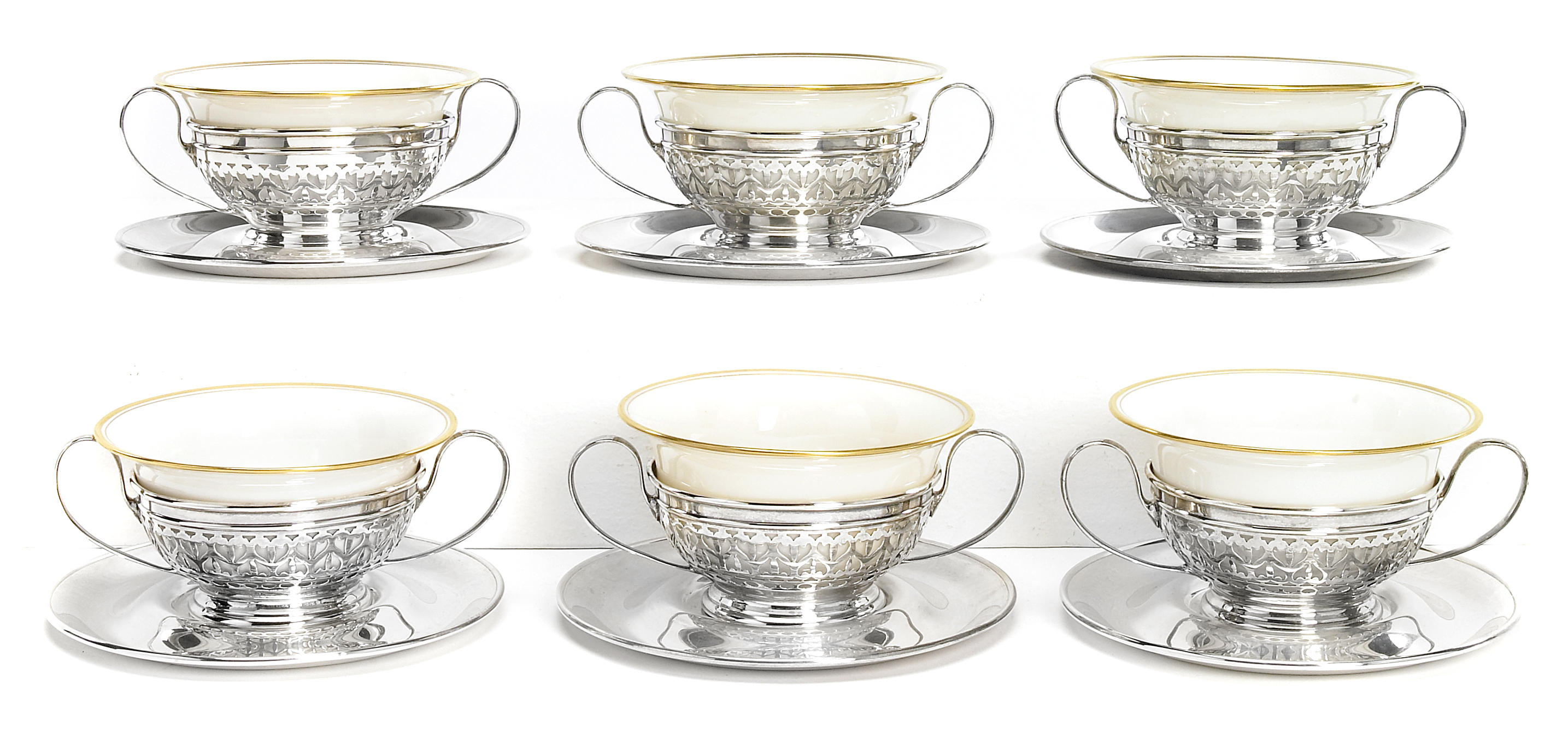 A sterling set of fourteen bouillon 129104