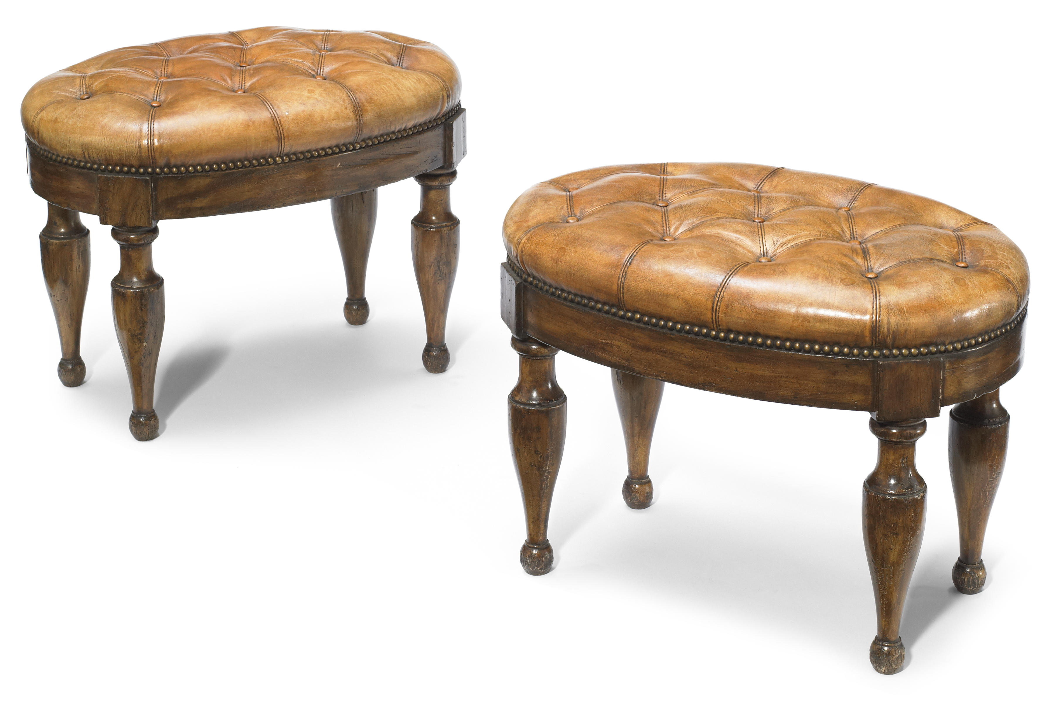 A pair of Neoclassical style mixed 12ade2