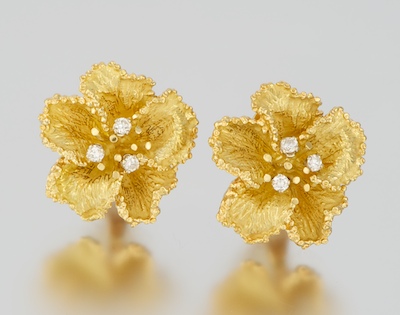 A Pair of Ladies' 18k Gold Flower