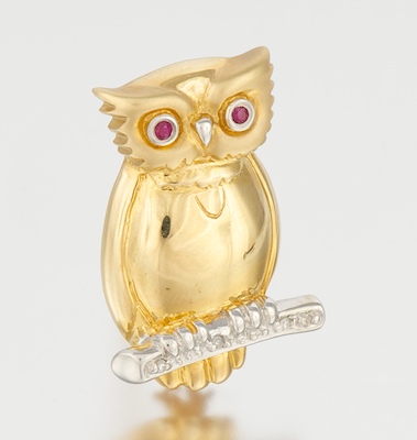 A Ladies Gold and Diamond Owl 132485