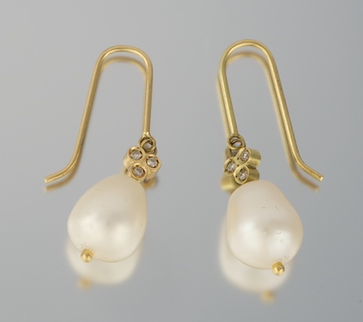 A Pair of Ladies Pearl and Diamond 1324a3