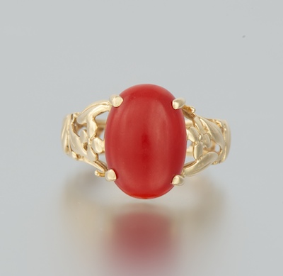 A Ladies Coral Ring 14k yellow 1324b4