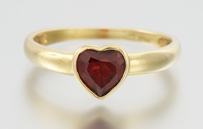 A Ladies Garnet Heart Ring 14k 1324b7