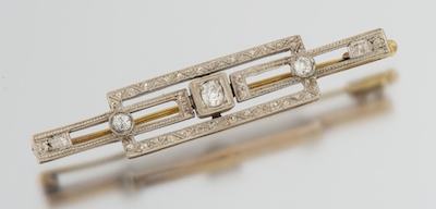 An Art Deco Diamond Brooch 14k 1324db