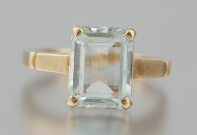 A Ladies Vintage Aquamarine Ring 13252a