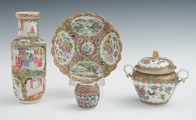 A Lot of Four Famille Rose Porcelain 1325ca