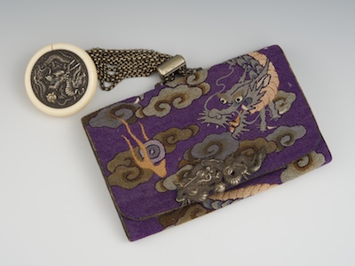 A Japanese Tobacco Pouch with Kagamibuta 132627