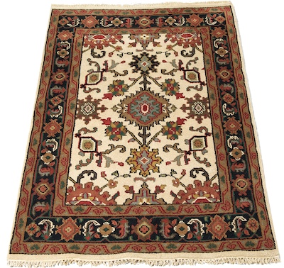 A Persian Sultanabad Rug Apprx  132767