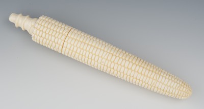 A Carved Ivory Corn Cob with Compartment 1328c3