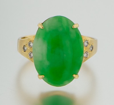 A Ladies' Jadeite and Diamond Ring