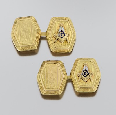 A Pair of Masonic Design Cufflinks 10k