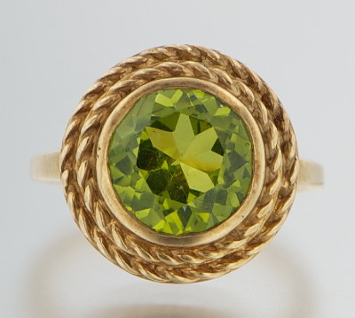 A Ladies' Peridot Ring 10k yellow