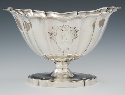 A Sterling Silver Boat Shape Bowl