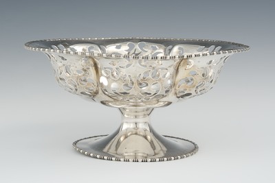 A Sterling Silver Reticulated Basket 132b92