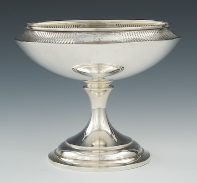 A Large Sterling Silver Centerpiece 132baf