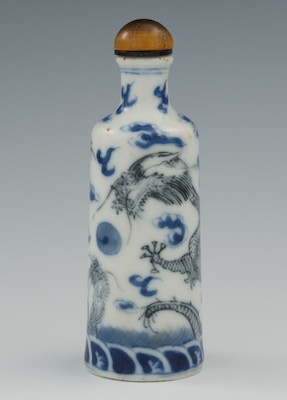 A Chinese Porcelain Snuff Bottle 132c08