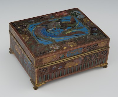 An Oriental Cloisonne Box with 132c15