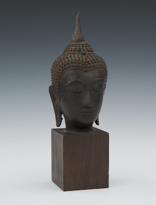 A Bronze Head of Buddha Traces 132c48