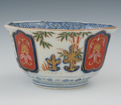 A Chinese Imari Hexagonal Bowl