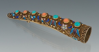 A Chinese Silver Filigree Finger Brooch