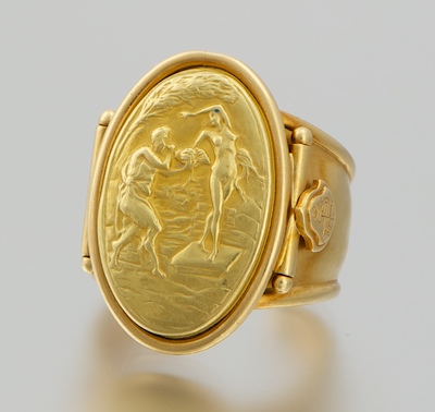 An Italian 18k Gold Cameo Ring