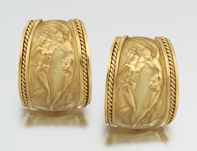 A Pair of SeidenGang 18k Gold Earrings 132f78