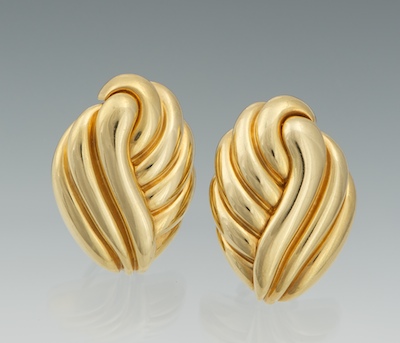 A Pair of 18k Gold Ear Clips 18k