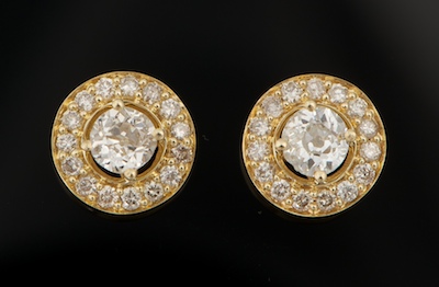 A Pair of Ladies Diamond Cluster 132f8d