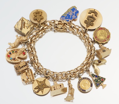 A Vintage Gold Charm Bracelet 14k 132fb1