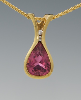 A Ladies 18k Gold Tourmaline and 133003