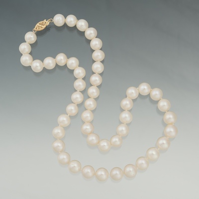 A Princess Length Pearl Necklace 13303a