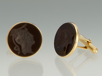 A Pair of Carnelian and Gold Cufflinks 13317c