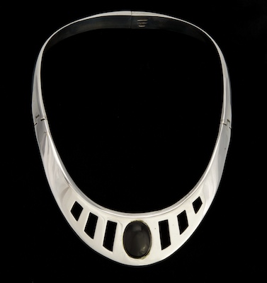 A Mexican Sterling Silver and Onyx 13319a