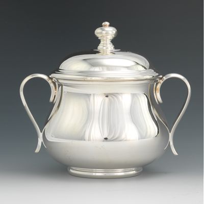 A Sterling Silver Sugar Bowl with 1331e3