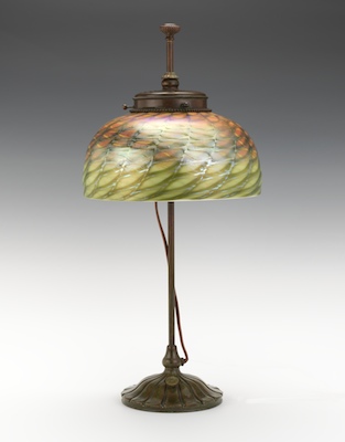 Table Lamp with Signed Tiffany 1331e9