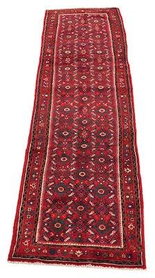 A Tabriz Runner Garnet red carpet 1332b5