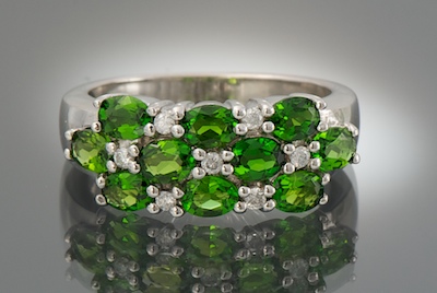 A Ladies Green Garnet and Diamond 1334df