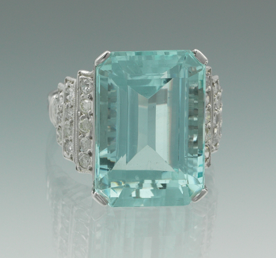 A Ladies' 18k Gold Aquamarine and