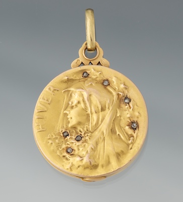 A French 18k Gold Locket with Diamonds 1334f5