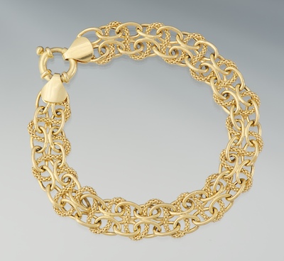 A Ladies' 14k Gold Bracelet 14k