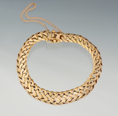 A Ladies Retro 18k Rose Gold Bracelet 133547
