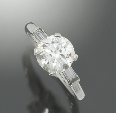 A Ladies Diamond Engagement Ring 13355f