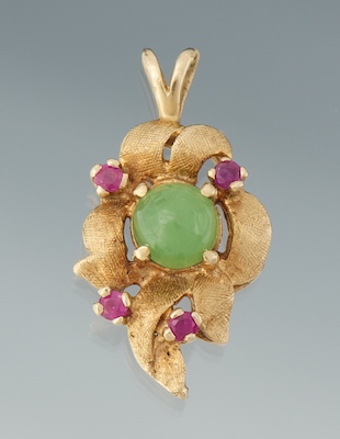 A Ladies Jade and Ruby Pendant 13357d